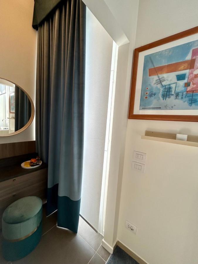 King'S Suite - Quiet And Refined In The Heart Of Milano Esterno foto