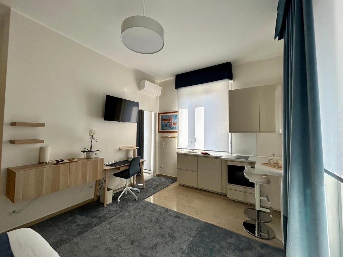 King'S Suite - Quiet And Refined In The Heart Of Milano Esterno foto