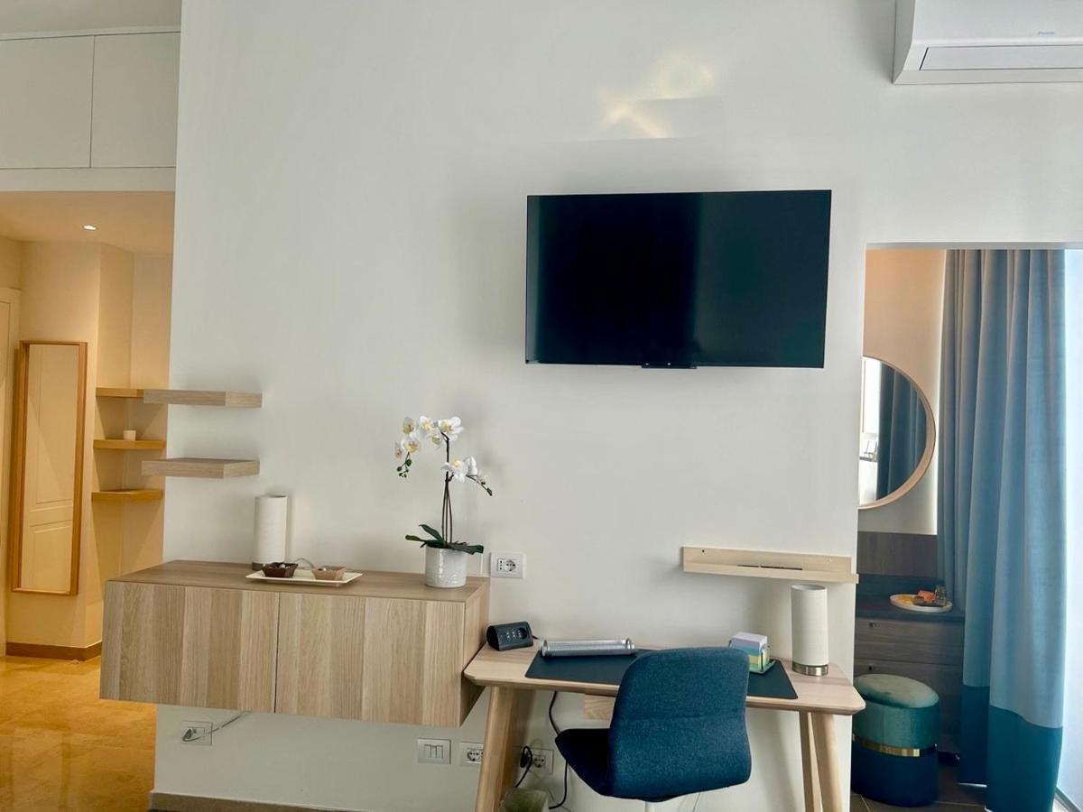 King'S Suite - Quiet And Refined In The Heart Of Milano Esterno foto