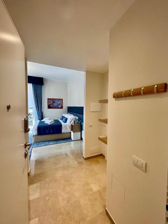 King'S Suite - Quiet And Refined In The Heart Of Milano Esterno foto